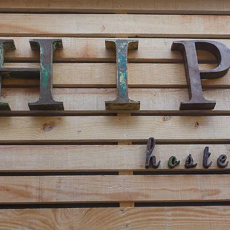 Hip Hostel *